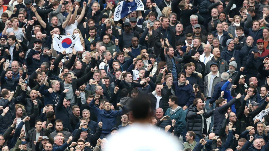 Tottenham fans celebrating