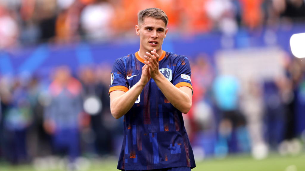 Tottenham, Micky van de Ven
