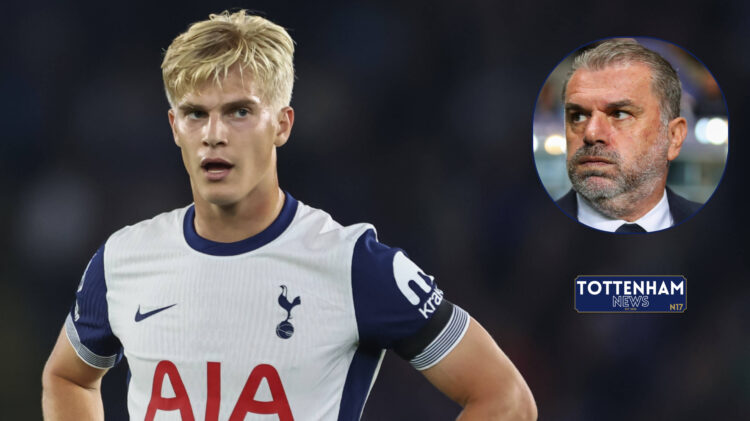 Ange Postecoglou and Lucas Bergvall at Tottenham.