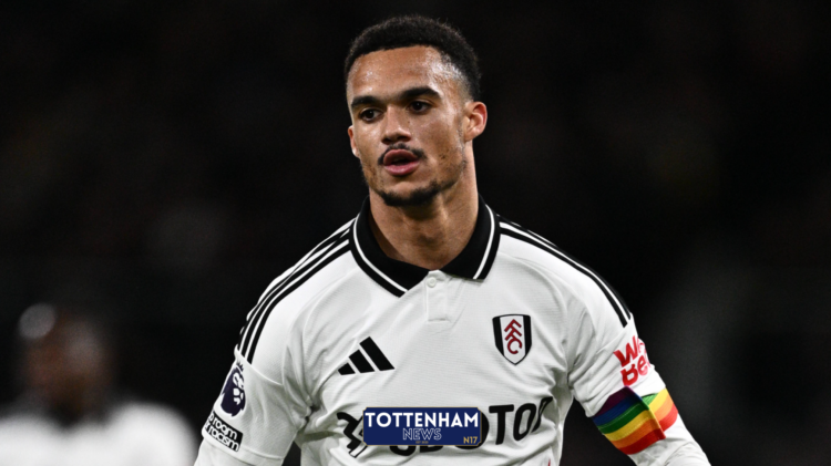 Tottenham, Antonee Robinson