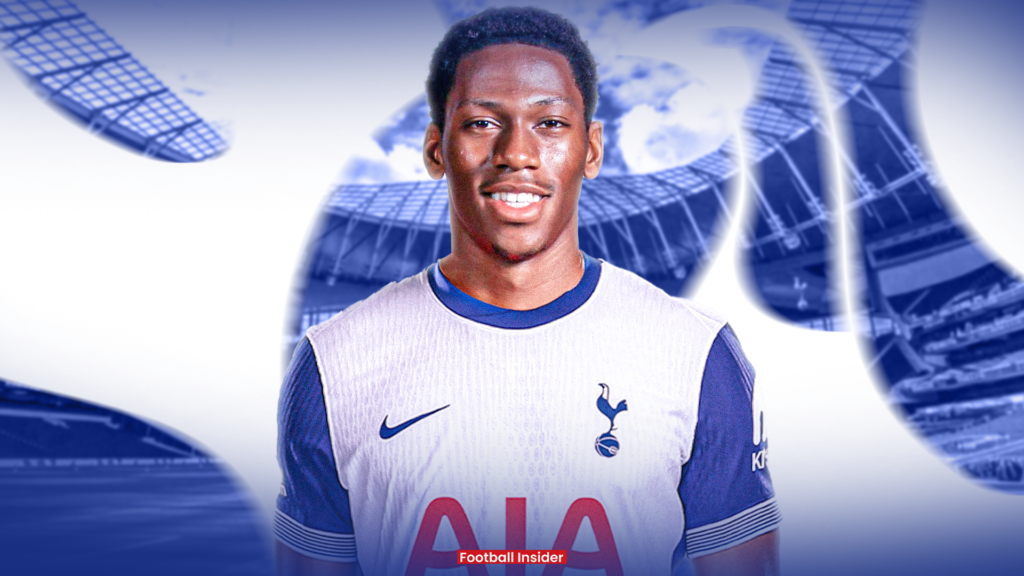 Jonathan David in Tottenham shirt