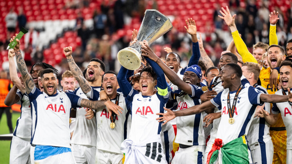 Tottenham lift the Europa League trophy