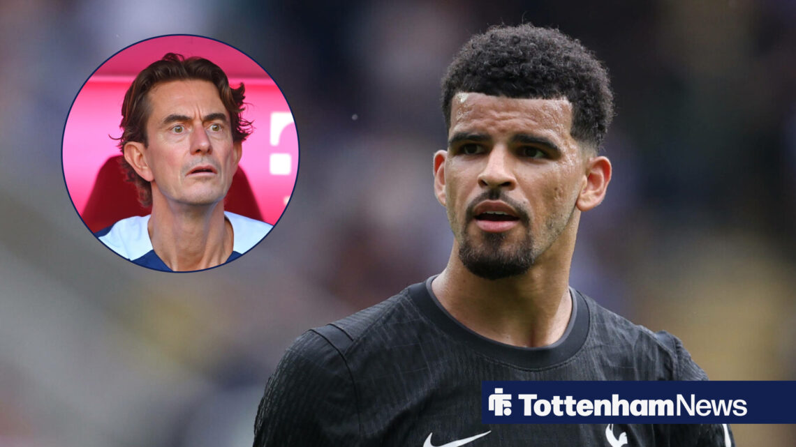 Thomas Frank looking at Dominic Solanke