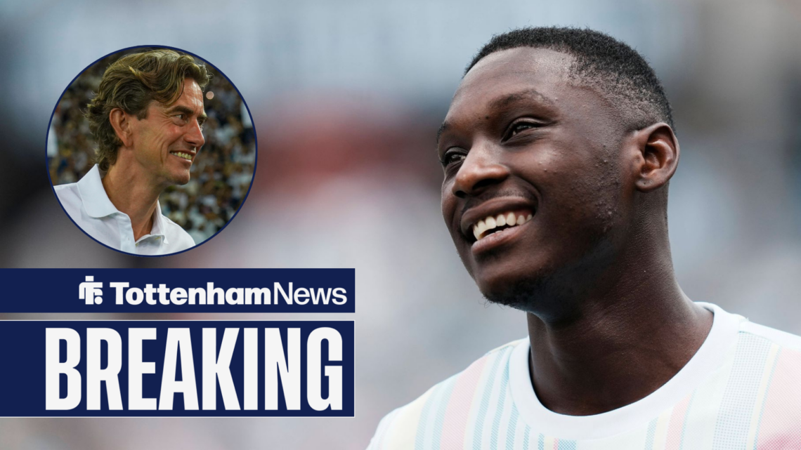 Randal Kolo Muani and Thomas Frank smile at each other