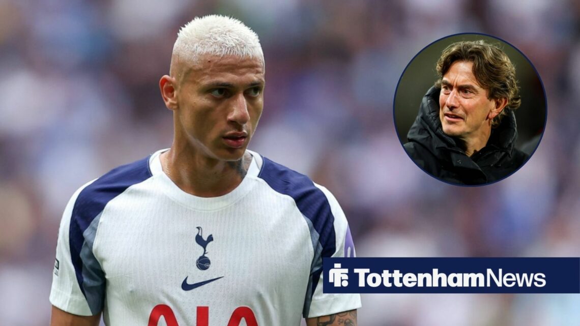 Richarlison next to Thomas Frank