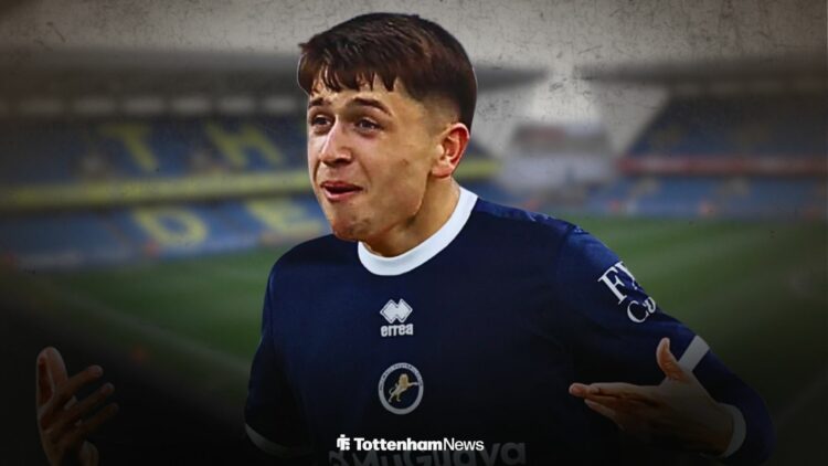Mikey Moore in a Millwall shirt