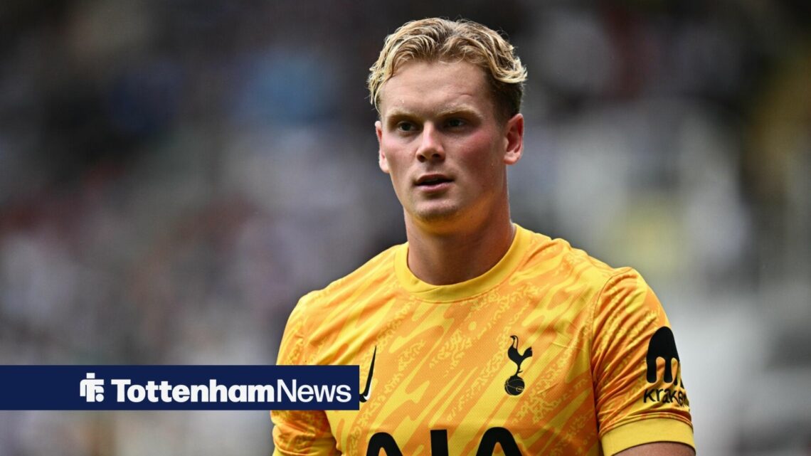 Antonin Kinsky in a Tottenham shirt