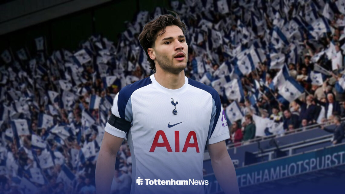 Antonio Vegara in a Tottenham shirt